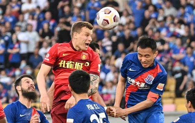 铁军河北将申花逼入绝境 康熙失策半场急换上等马