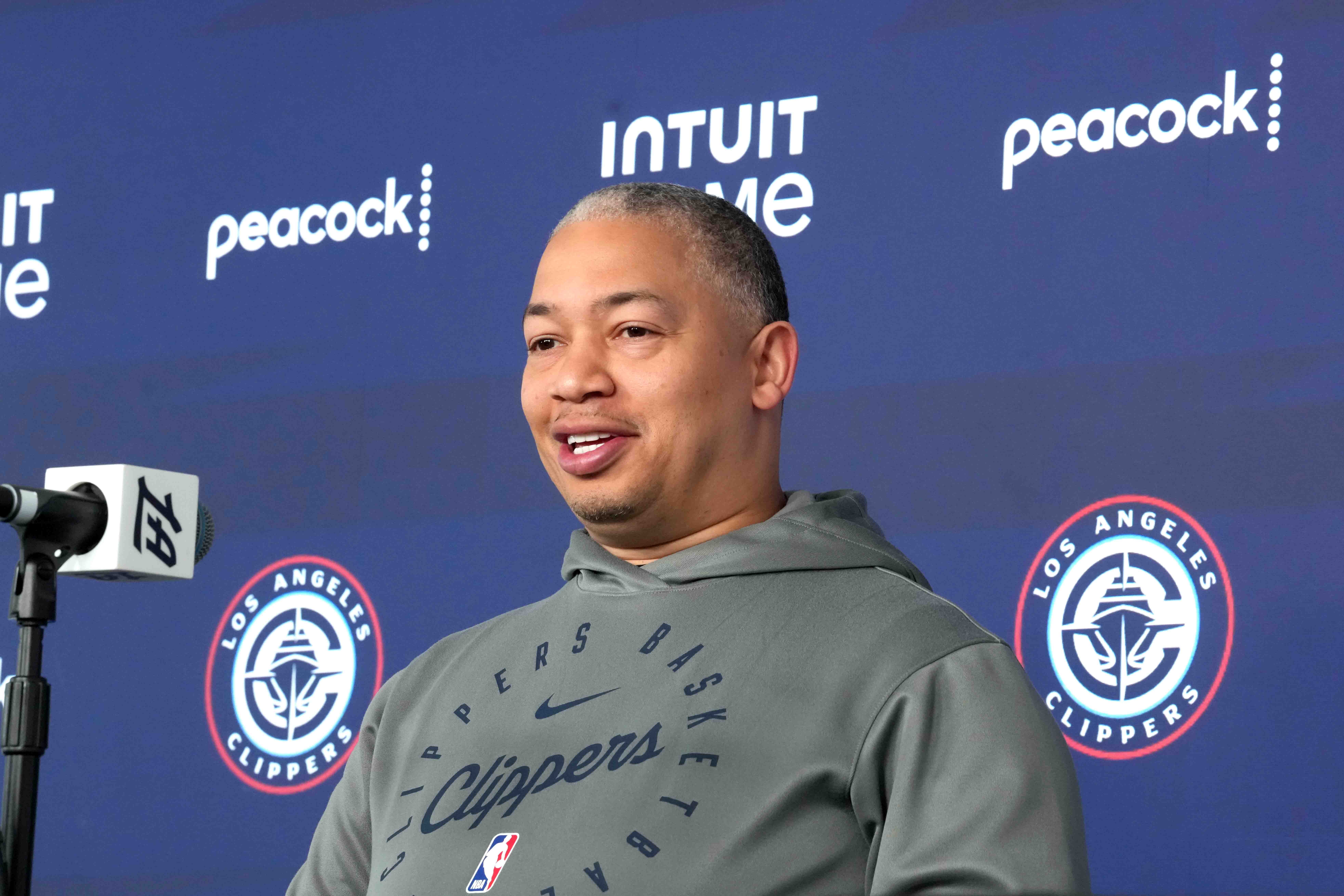 电竞赛事-35胜17负超额完成目标！卢：对我来说进季后赛是最重要的